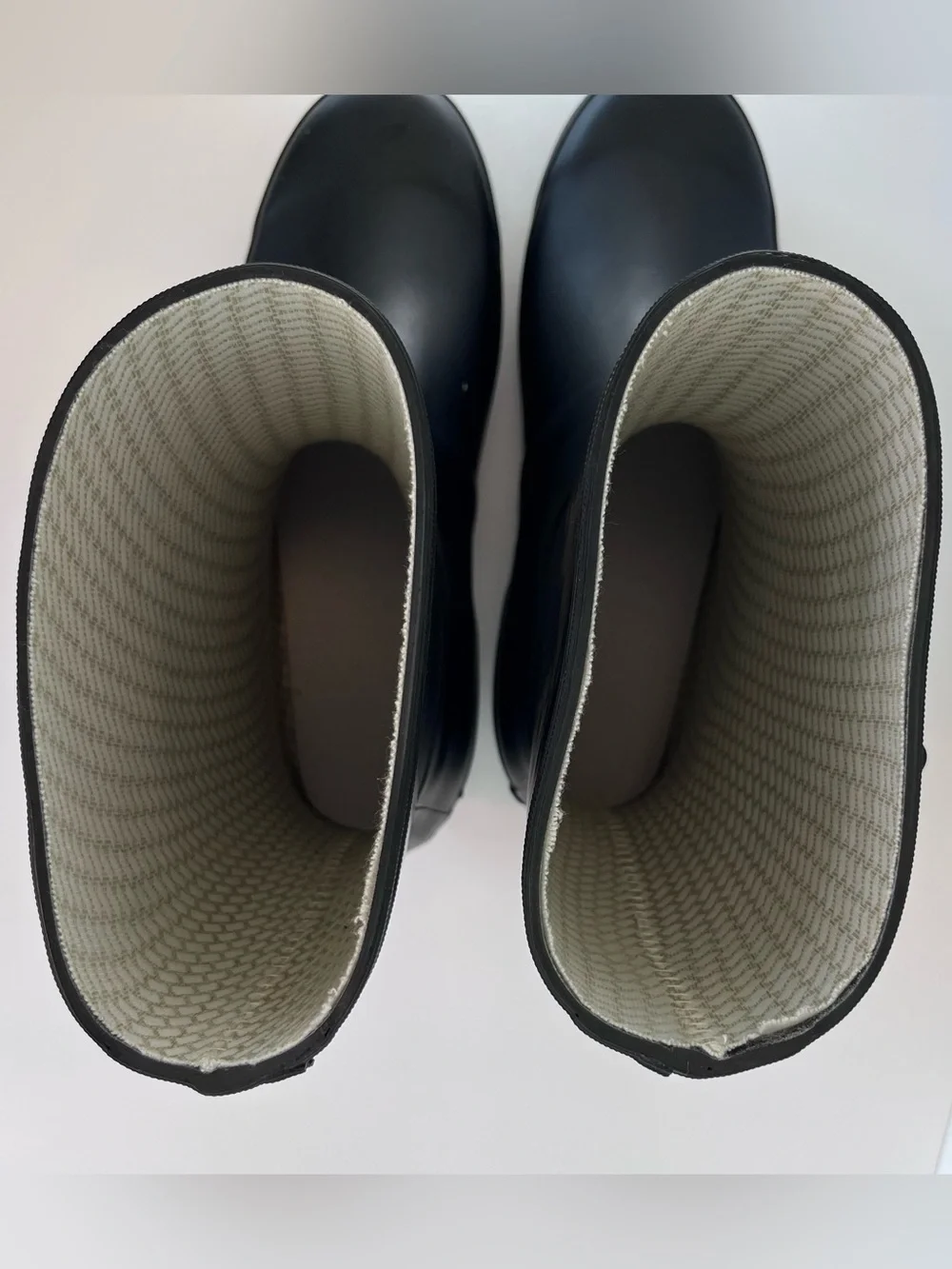 Hunter Original Tall Matte Black Mid-Calf Rubber Rain Boots